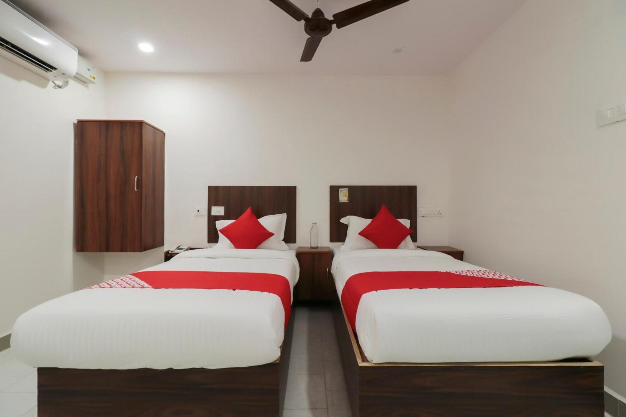 Hotel O Akshaya Elite Vijayawāda Exterior foto